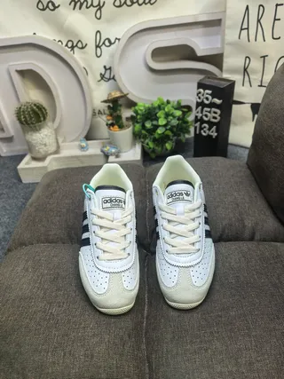 Adidas Samba OG Metallic Silver Off-White Lifestyle Sneakers 10