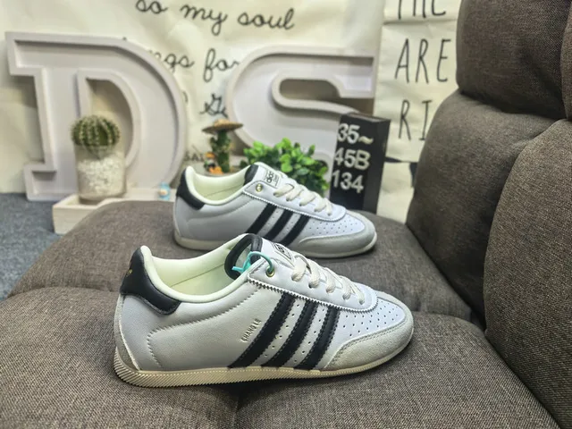 Adidas Samba OG Metallic Silver Off-White Lifestyle Sneakers 11