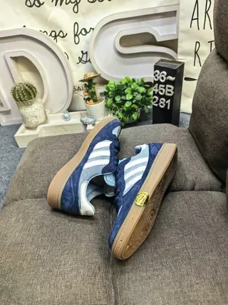 Adidas Samba OG Navy and Beige Lifestyle Sneakers 6