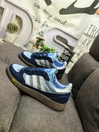 Adidas Samba OG Navy and Beige Lifestyle Sneakers 7