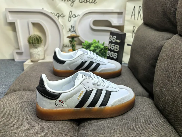 Adidas Samba OG Pink Stripes Hello Kitty Lifestyle Sneakers 21
