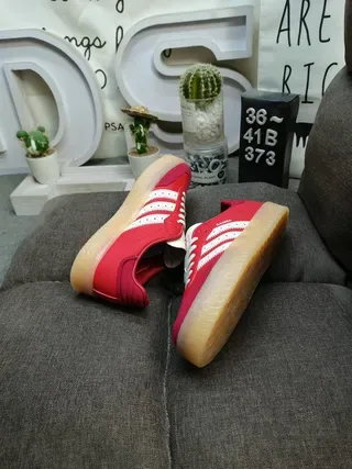 Adidas Samba Sneakers Lifestyle Rouges et Blanches 6