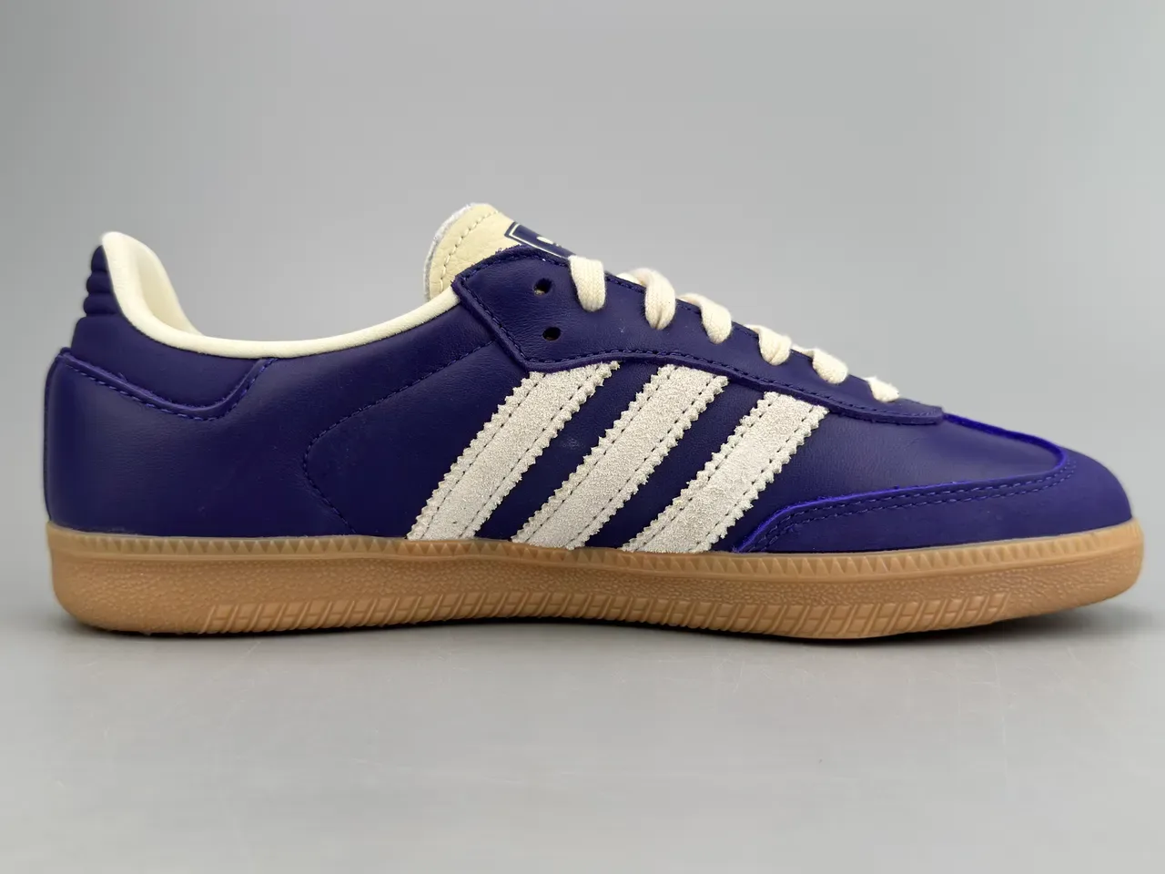 Adidas Samba Royal Blue and Cream Lifestyle Sneakers 10