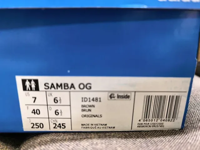 Adidas Samba White and Gold Glitter Lifestyle Sneakers 12