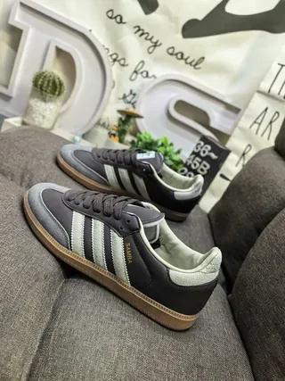 Adidas Samba White and Gold Glitter Lifestyle Sneakers 17