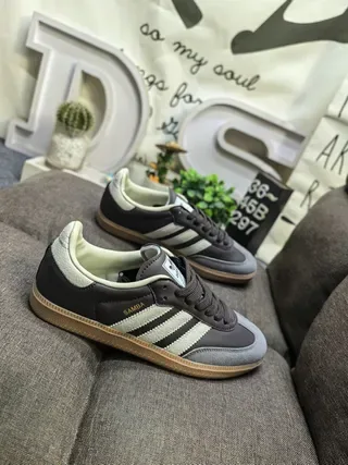 Adidas Samba White and Gold Glitter Lifestyle Sneakers 19