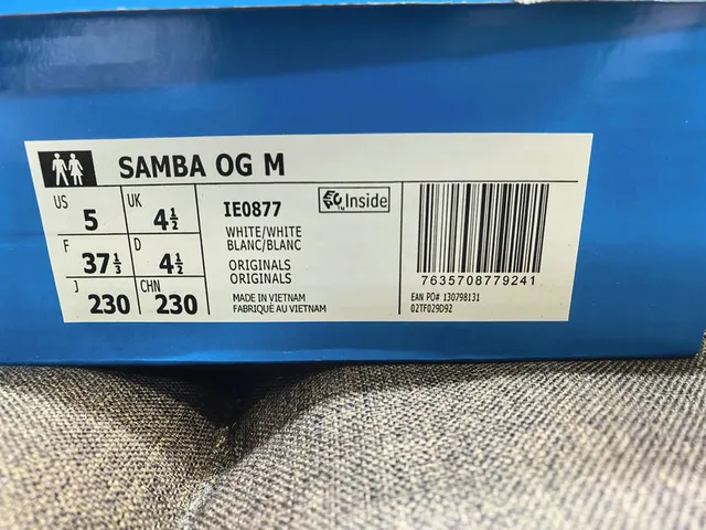 Adidas Samba White and Light Blue Lifestyle Sneakers 2