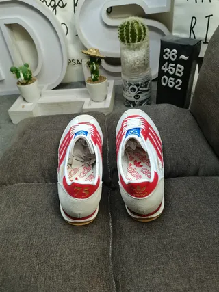 Adidas SL 72 White Red Beige Lifestyle Sneakers 8