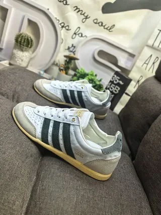 Adidas Spezial Chaussures lifestyle en daim blanc et vert foncé 7