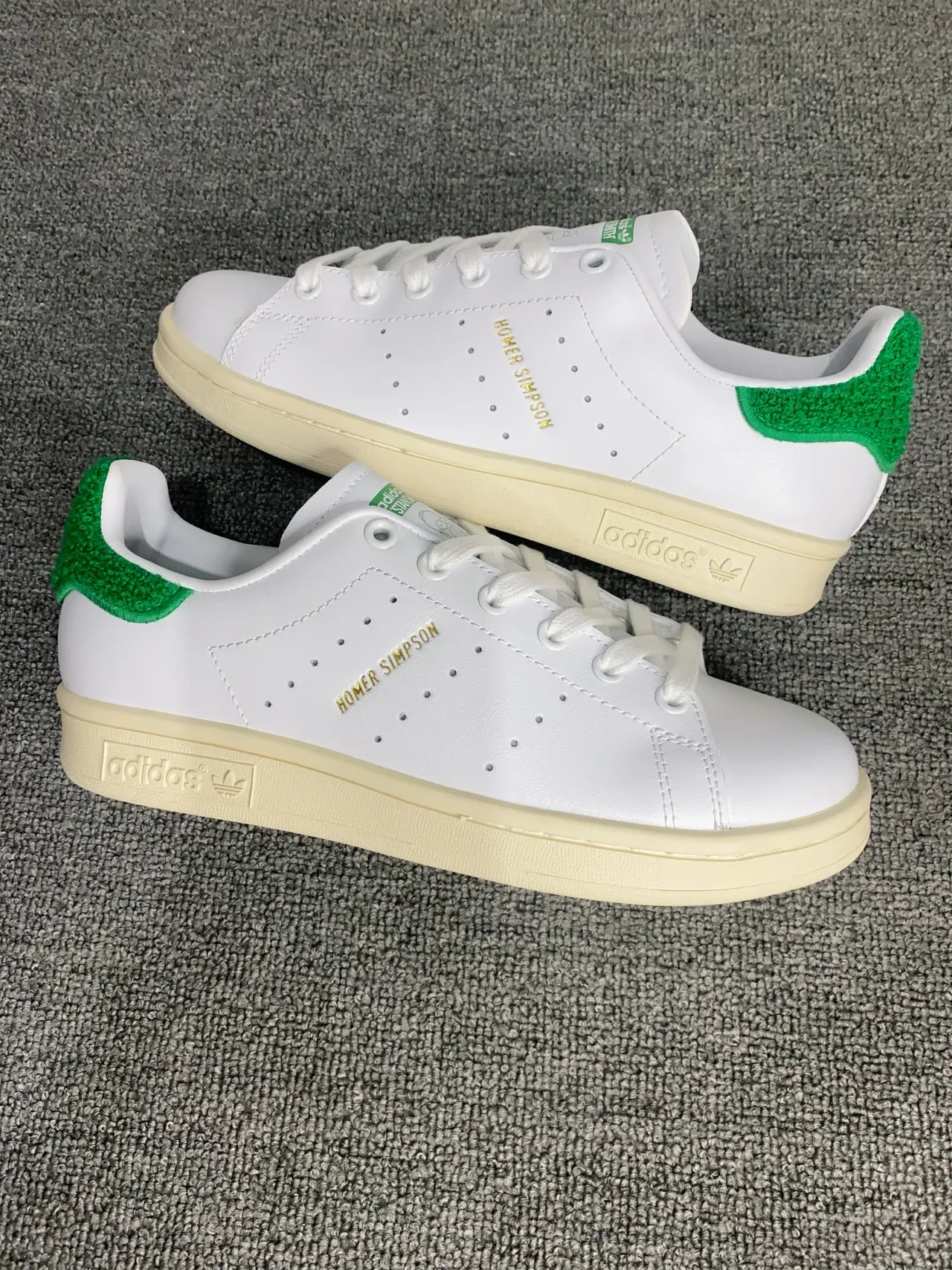 Adidas Stan Smith Homer Simpson सहयोग सफेद हरा लाइफस्टाइल स्नीकर्स 5