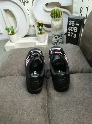 Adidas Superstar Black and Pink Lifestyle Sneakers 8