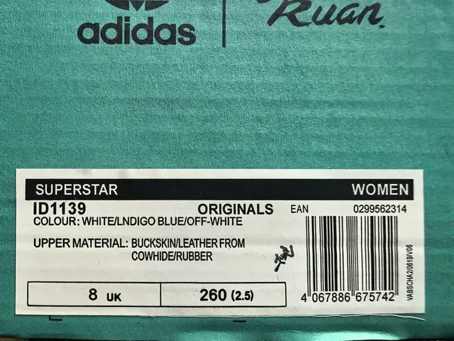 Adidas Superstar Off-White e Navy tênis lifestyle 2