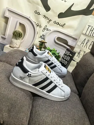 Adidas Superstar tênis lifestyle branco e preto 9