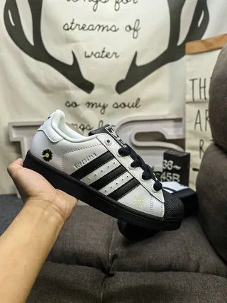 Adidas Superstar White Black Floral Embroidery Lifestyle Sneakers 5