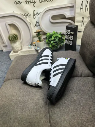 Adidas Superstar White Black Floral Embroidery Lifestyle Sneakers 6