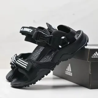 Adidas Terrex 黑色 多带 可调节 休闲凉鞋