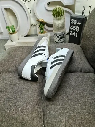 Adidas White Black Low-Top Leather-Suede Upper Lifestyle Sneakers 6