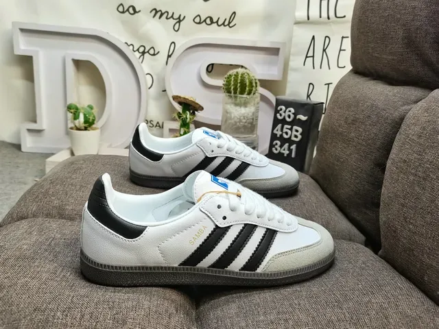 Adidas White Black Low-Top Leather-Suede Upper Lifestyle Sneakers 11