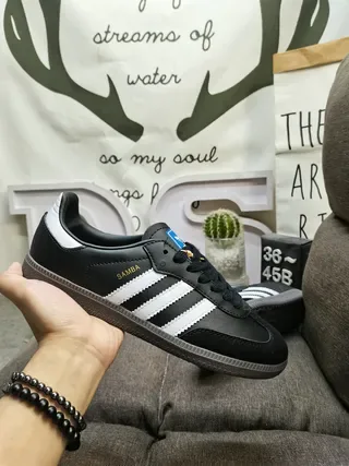 Adidas White Black Low-Top Leather-Suede Upper Lifestyle Sneakers 15