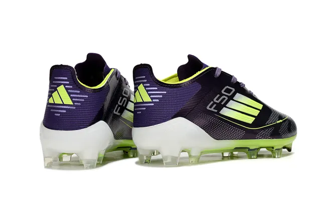 Adidas White Gold Chaussures de football à tige basse en tricot supérieur translucide contrepoids de talon sol ferme 24