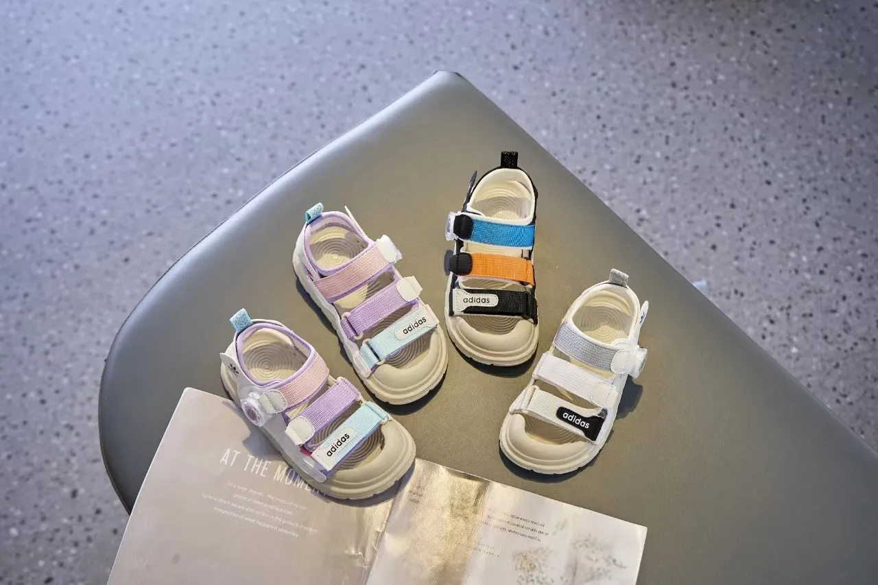 Adidas Blanc Gris Bretelles Velcro Réglables Semelle Moldée Épaisse Sandales Casual 8