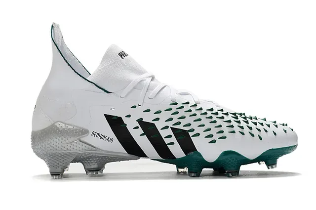 Adidas Sapatos de Futebol Branco e Verde Colar Alto Spikes Anteiro Sola Firme 7