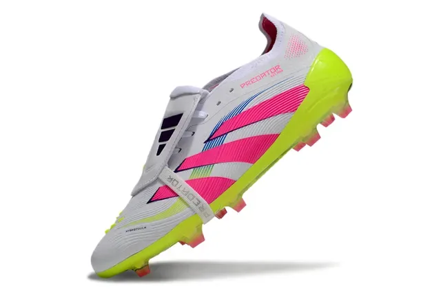 Adidas Chaussures de Football Blanc et Rose Sans Lacets Fermeture Sangle Semelle Translucide Jaune Néon Sol Ferme 7
