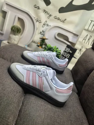 Adidas White Pink Low-Top Leather Upper Lifestyle Sneakers 7