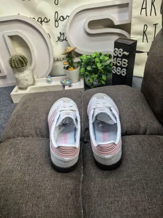 Adidas White Pink Low-Top Leather Upper Lifestyle Sneakers 8