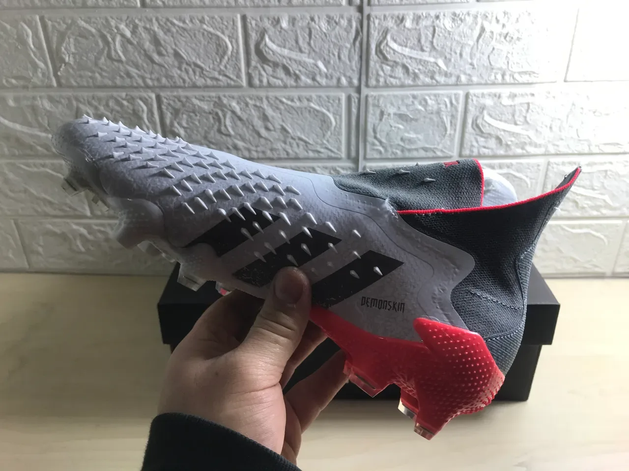 Adidas White Red High-Cut Textured Upper Firm-Ground Soccer Shoes 6