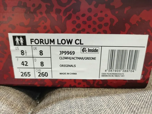 Adidas White Red Low-Top Perforated Toe Lifestyle Sneakers 2