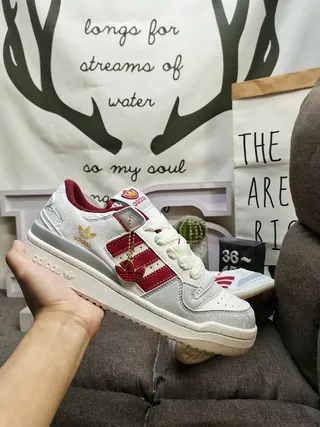 Adidas White Red Low-Top Perforated Toe Lifestyle Sneakers 5