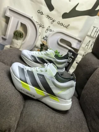 Adidas Chaussures de course blanches jaunes upper mesh engineered sculpted rocker midsole 7