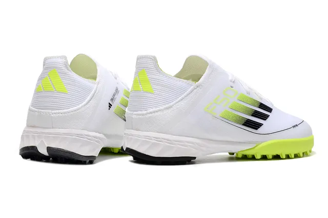 Adidas Zapatos de Fútbol Blancos Amarillos Corte Bajo Parte Superior de Tejido Detalle de Rayas Gradientes para Césped 4
