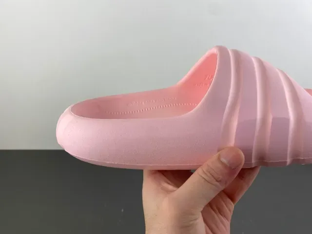 Adidas Yeezy Slide Pink Molded Slipper 3