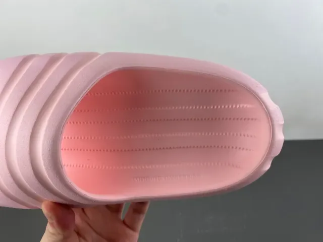 Adidas Yeezy Slide Pink Molded Slipper 4