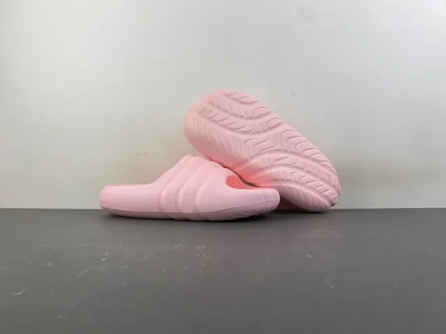 Adidas Yeezy Slide Pink Molded Slipper 9
