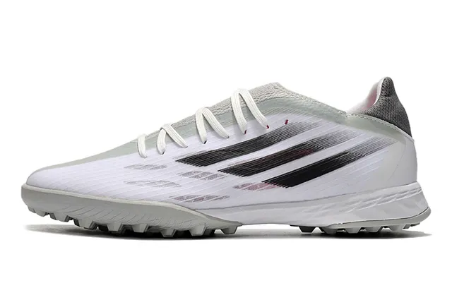 Adidas Chaussures de football turf jaune noir low-cut lacets upper text-print 23