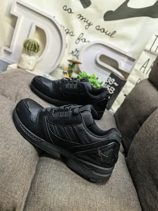 Adidas ZX9000 Monochrome Black Lifestyle Sneakers 7