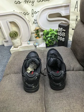 Adidas ZX9000 Monochrome Black Lifestyle Sneakers 8