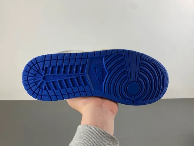 Tênis de basquete Air Jordan 1 preto azul royal creme 9