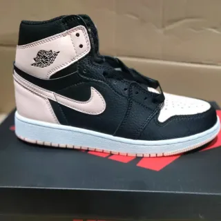 Air Jordan 1 High Black Pale Pink White Basketball Shoes
