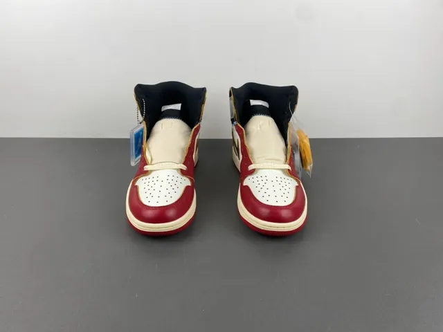 Air Jordan 1 High Red White Cream Basketball Shoes 11