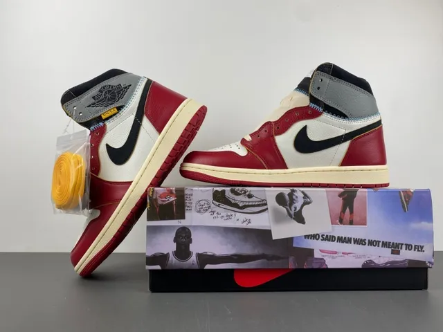 Air Jordan 1 High Red White Cream Basketball Shoes 14