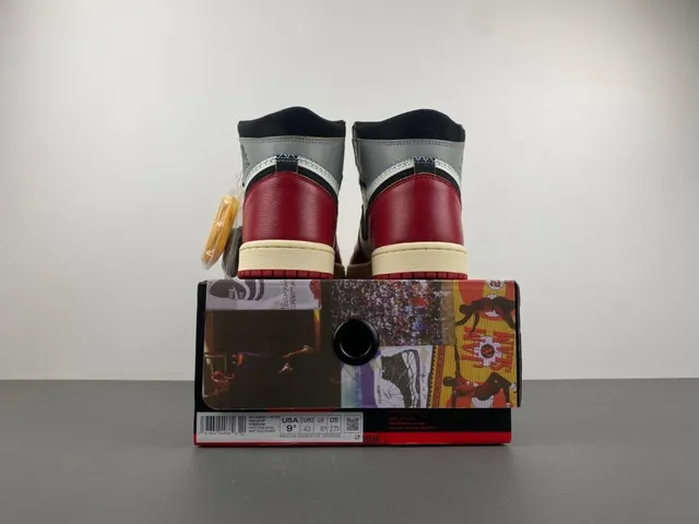 Air Jordan 1 High Red White Cream Basketball Shoes 17