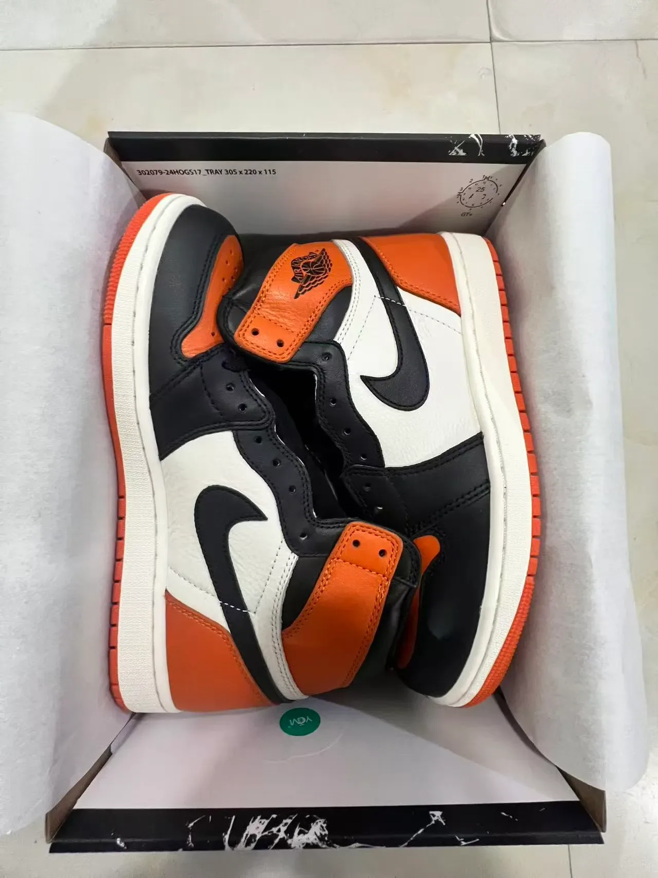 Air Jordan 1 High Chaussures de Basketball Blanc Noir Orange 9