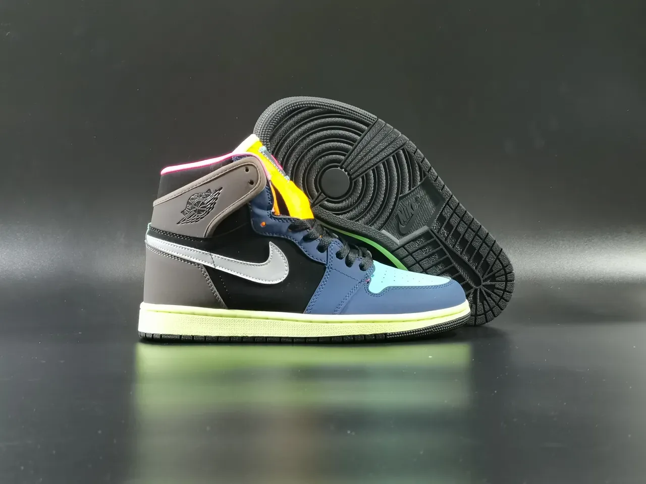 Air Jordan 1 Navy Multicolor Tênis de Basquete de Cano Alto com Colar acolchoado 8