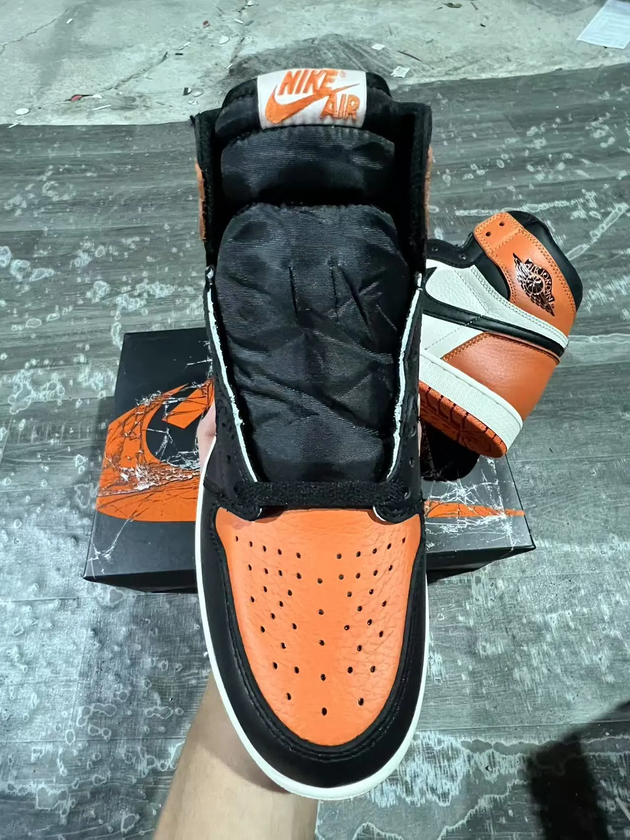 Air Jordan 1 Orange Black White Basketball Shoes 8