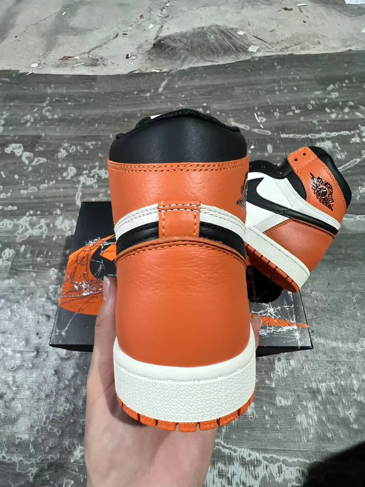 Air Jordan 1 Orange Black White Basketball Shoes 6