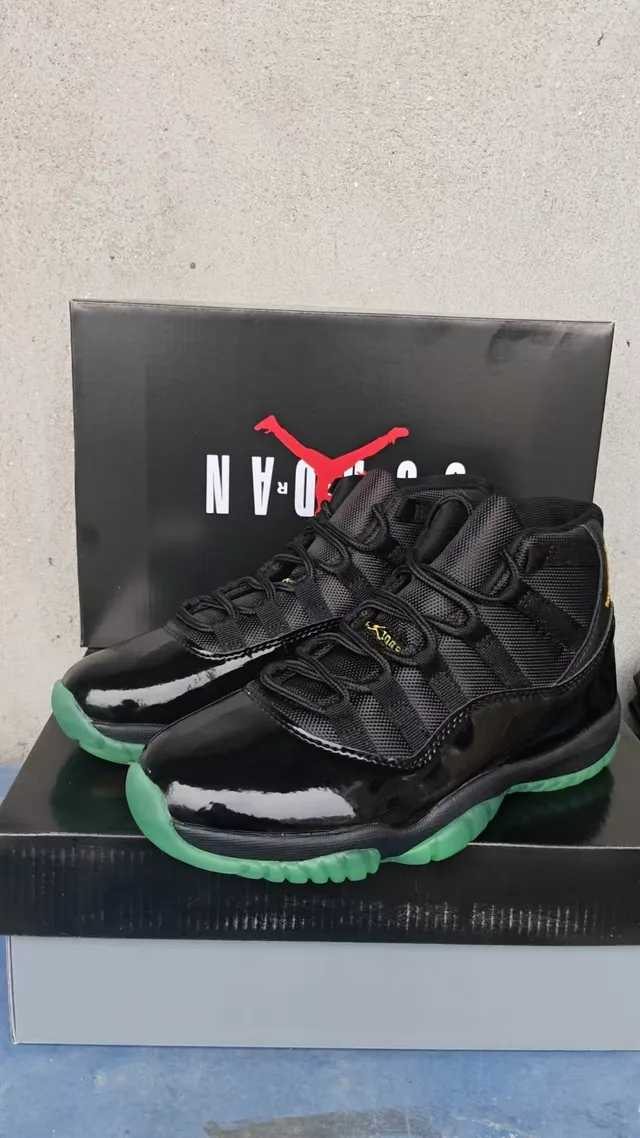 Air Jordan 11 Black Green Yellow Basketball Shoes 3